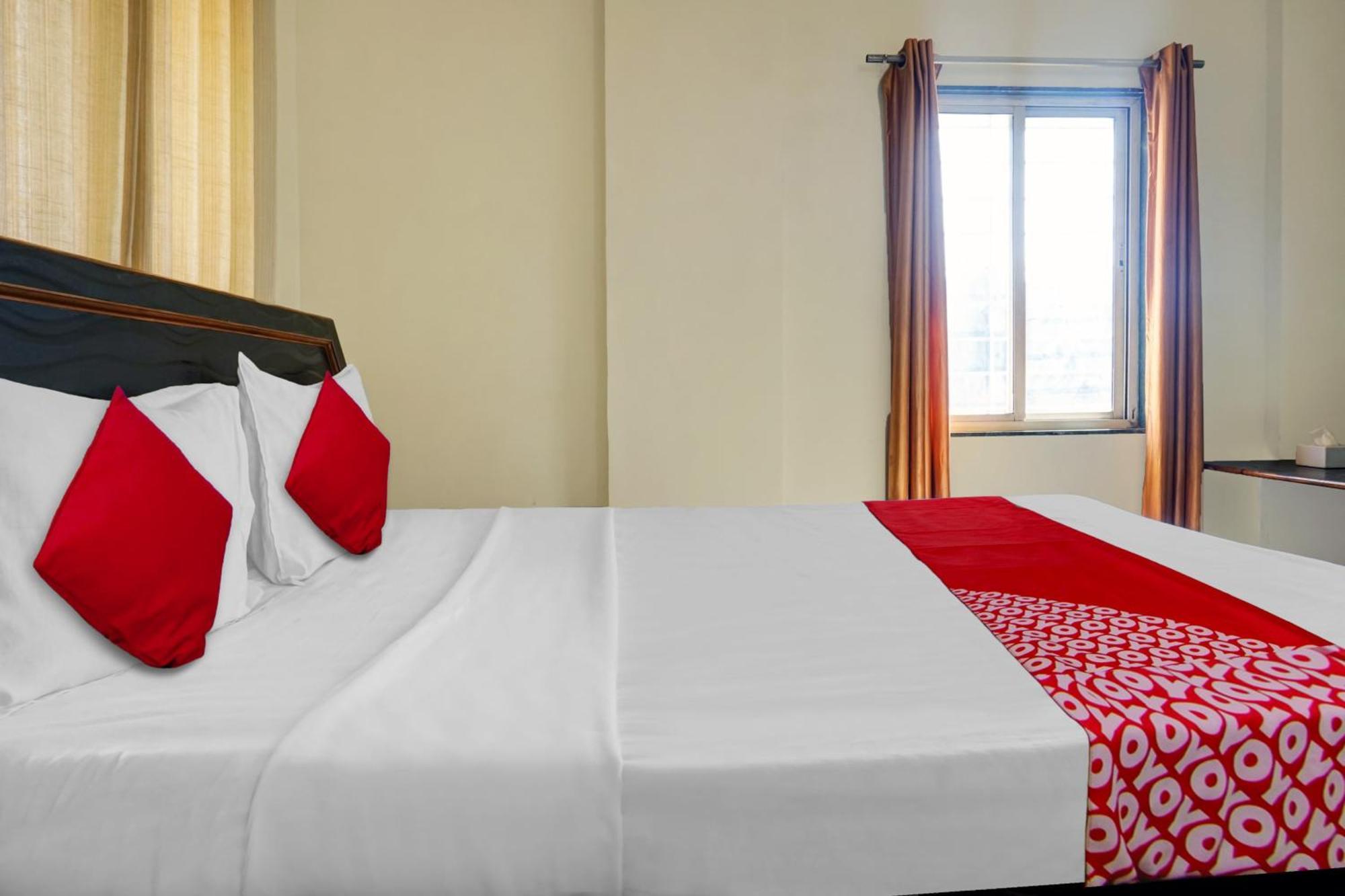 Hotel O Happy Homely Stay Sasvad Kültér fotó