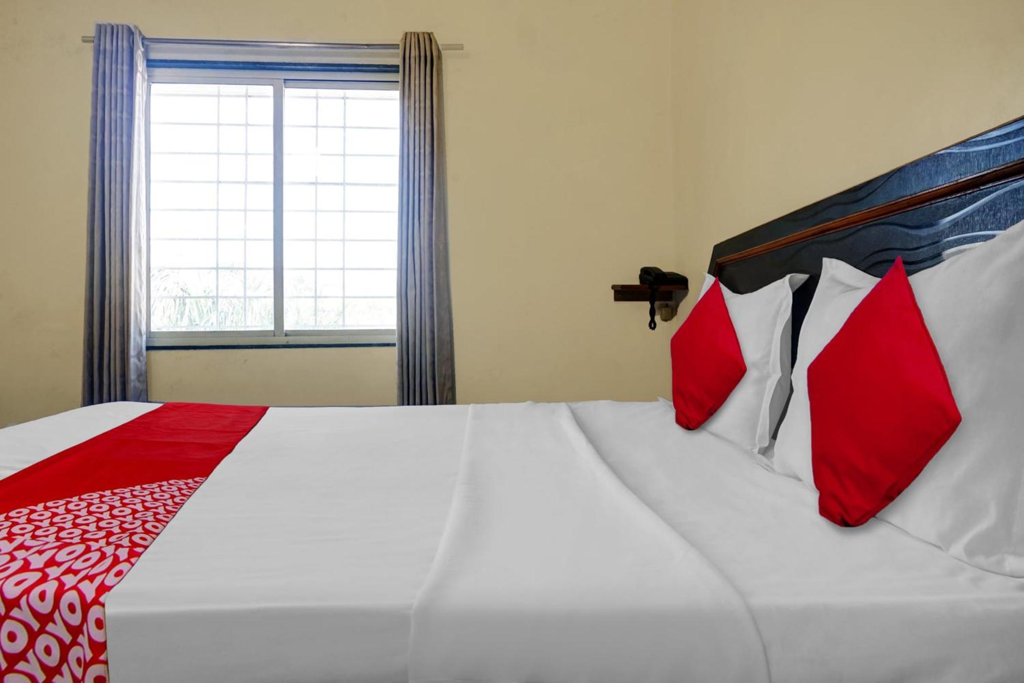 Hotel O Happy Homely Stay Sasvad Kültér fotó