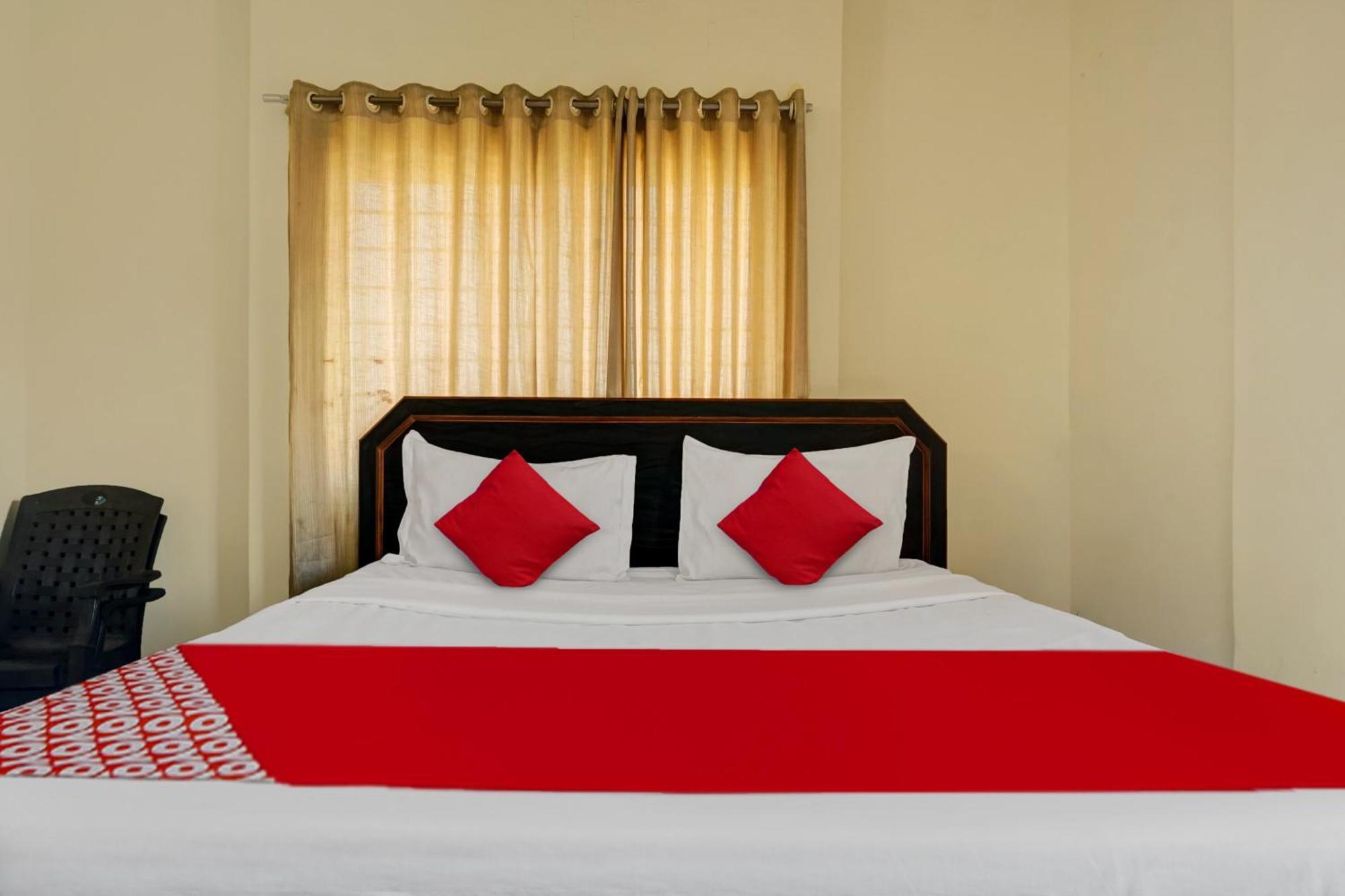 Hotel O Happy Homely Stay Sasvad Kültér fotó
