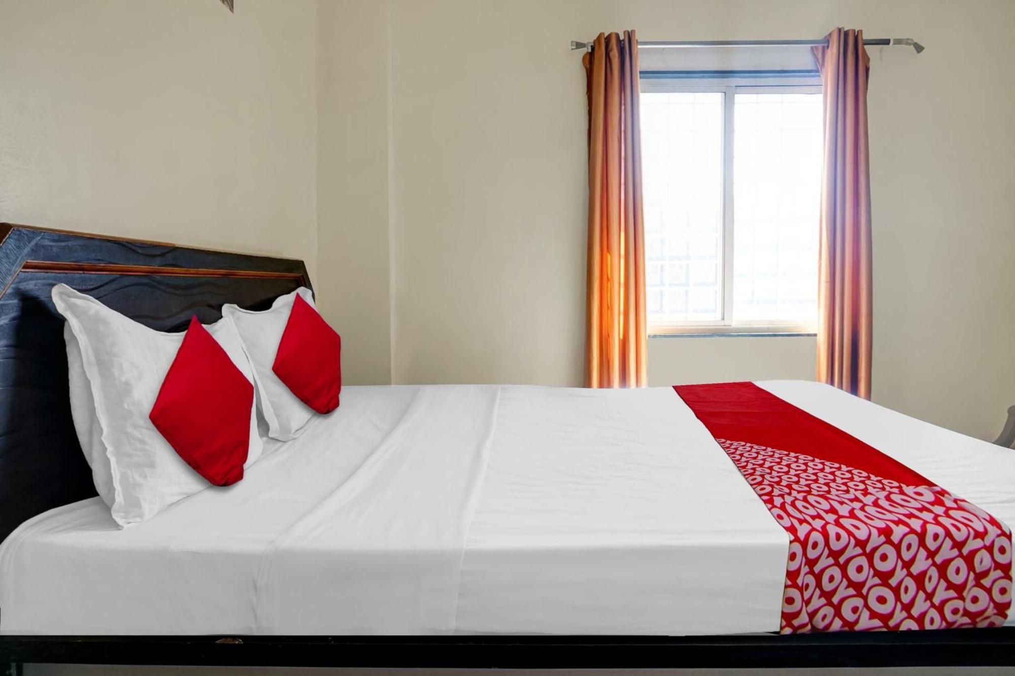 Hotel O Happy Homely Stay Sasvad Kültér fotó
